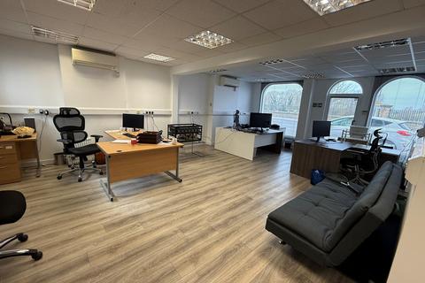 Office to rent, 81-82 Portsmouth Rd Surbiton KT6 5PT