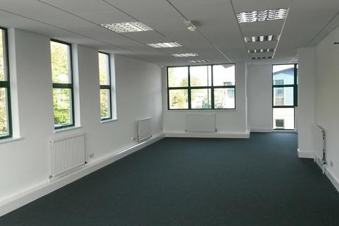 Warehouse to rent, Blenheim Rd Epsom KT19 9QN