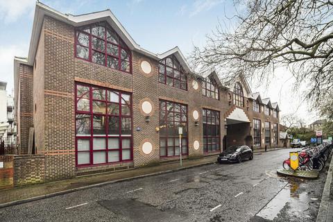 Office to rent, Putney Bridge Rd London SW18 1PE