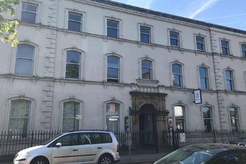 Office to rent, Kings St Blackburn BB2 2EF
