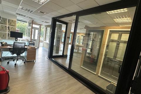 Office to rent, Portsmouth Rd Esher KT10 9AD