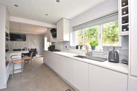 undefined, Kirkfield Gardens, Leeds, West Yorkshire