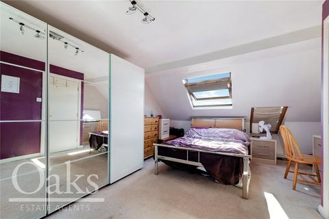 6 Woodside Park, London, SE25 5DN