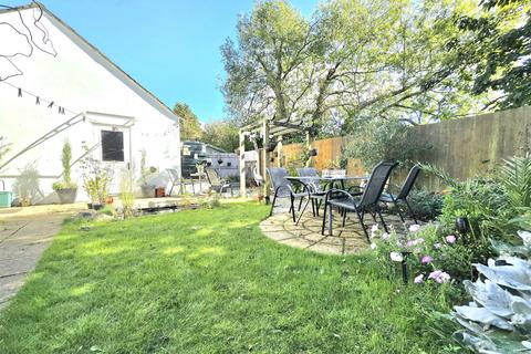 4 bedroom detached house for sale, Station Close, Holsworthy, Devon, EX22