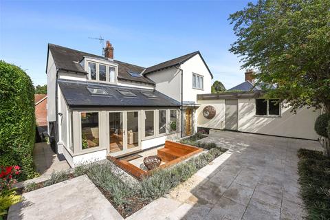 4 bedroom detached house for sale, East Street, Saffron Walden, Essex, CB10