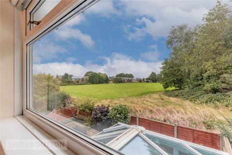 76 Arnside Avenue, Chadderton, Oldham, OL9 9DJ
