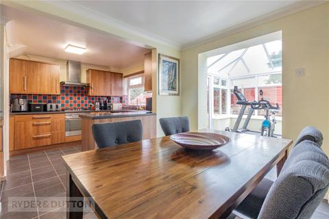 76 Arnside Avenue, Chadderton, Oldham, OL9 9DJ