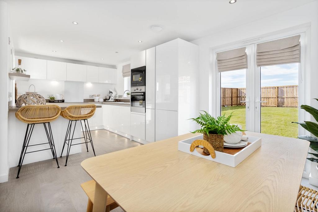 Open plan kitchen breakfast area to cook, eat...