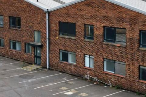 Warehouse to rent, 145-147 Boston Rd London W7 3SA