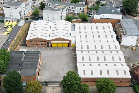 Warehouse to rent, 145-147 Boston Rd London W7 3SA