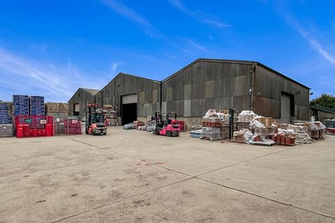 Warehouse to rent, Howe Rd Watlington OX49 5EQ
