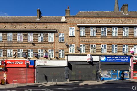 Retail property (high street) to rent, Streatham High Rd London SW16