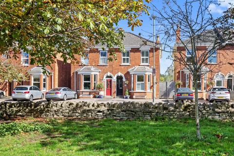 4 bedroom semi-detached house for sale, Cirencester Road, Cheltenham GL53