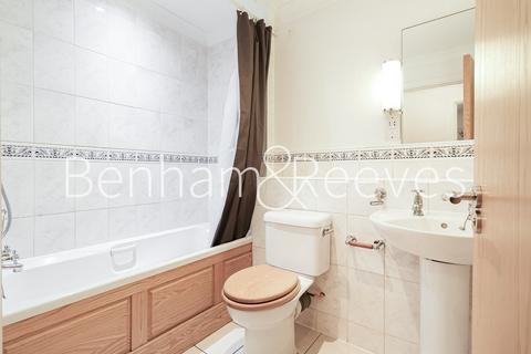 undefined, Pilgrims Court,  Carthusian Street EC1M