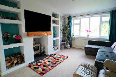2 Ash Grove, Bottesford, Nottingham, NG13 0FR