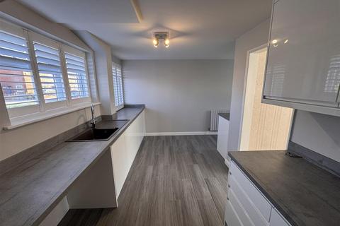 undefined, Gourney Grove, Grays RM16