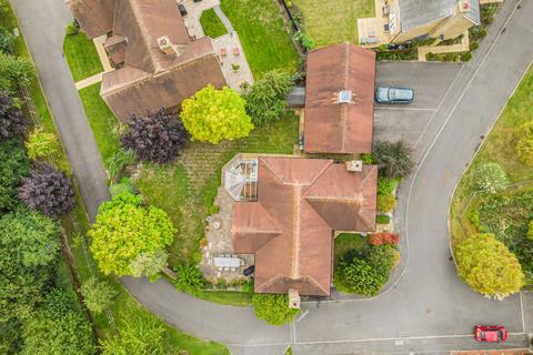 5 bedroom detached house for sale, Chestnut Drive, Bishop's Stortford CM22