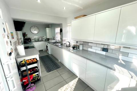 undefined, Linley Drive, Bushbury, Wolverhampton, WV10