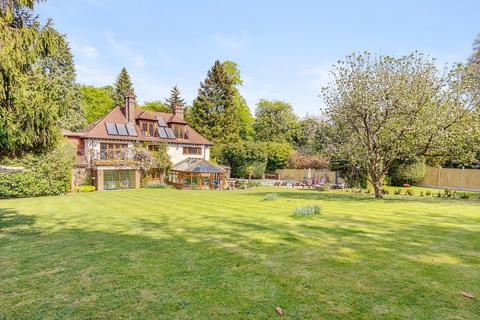 undefined, The Avenue, Whyteleafe CR3