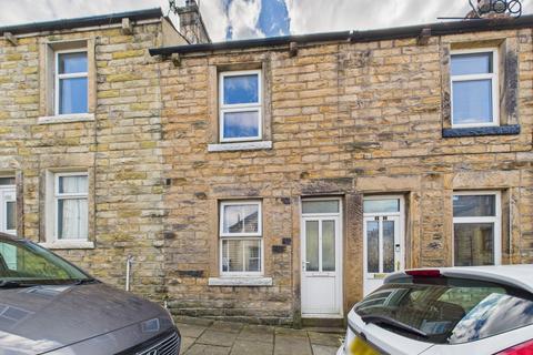 Eastham Street, Lancaster | A modernised stone terrace in a sought-after Lancaster spot!