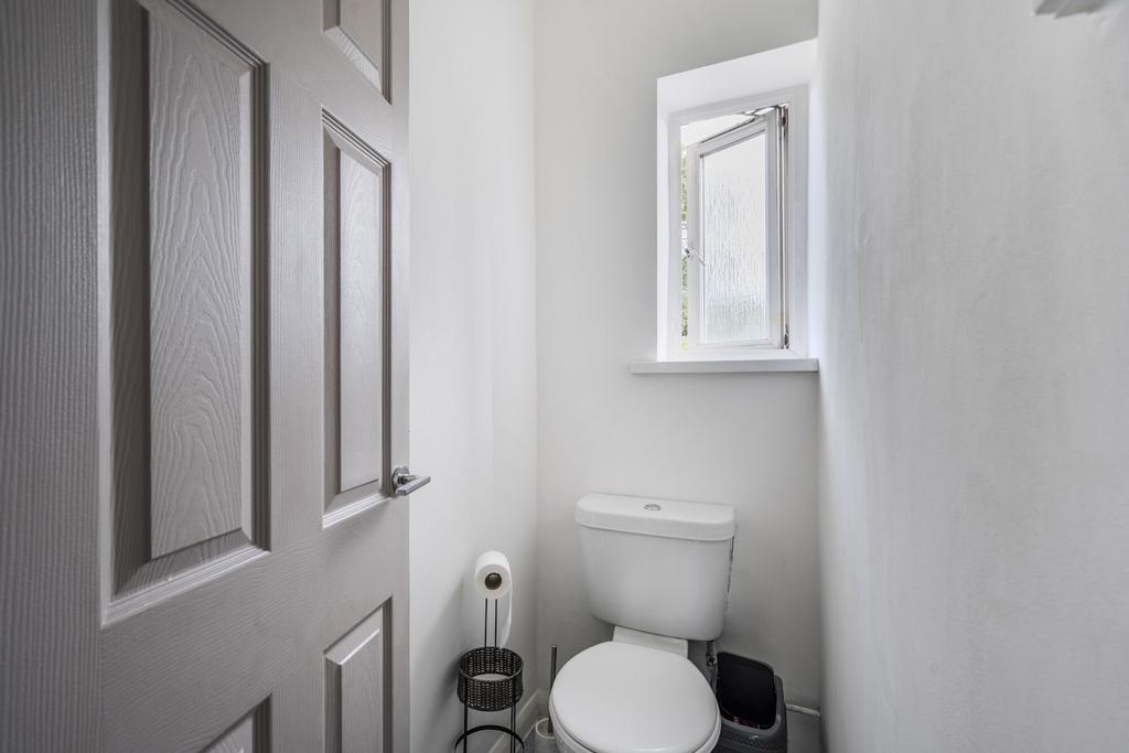 Toliet
