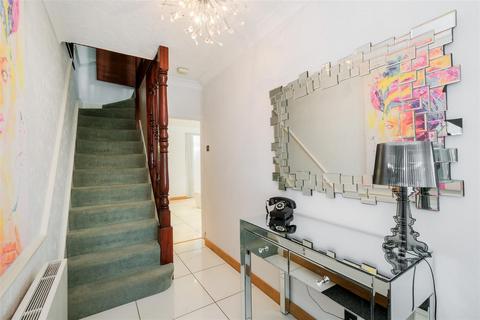 undefined, Endlebury Road, North Chingford