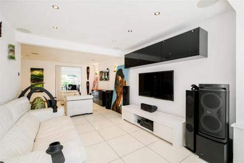 undefined, Endlebury Road, North Chingford