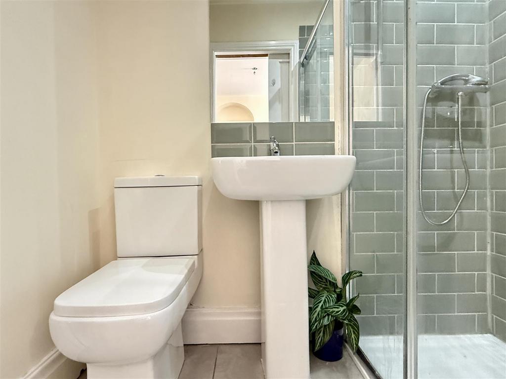 En suite shower/wc