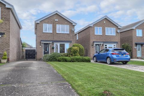 Biddick Close, Elm Tree