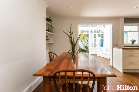 4 bedroom end of terrace house for sale, St. Lukes Road, Brighton