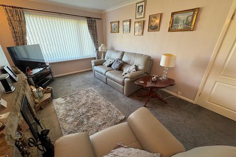 3 bedroom semi-detached house for sale, Elizabeth Street, Wyke, Bradford