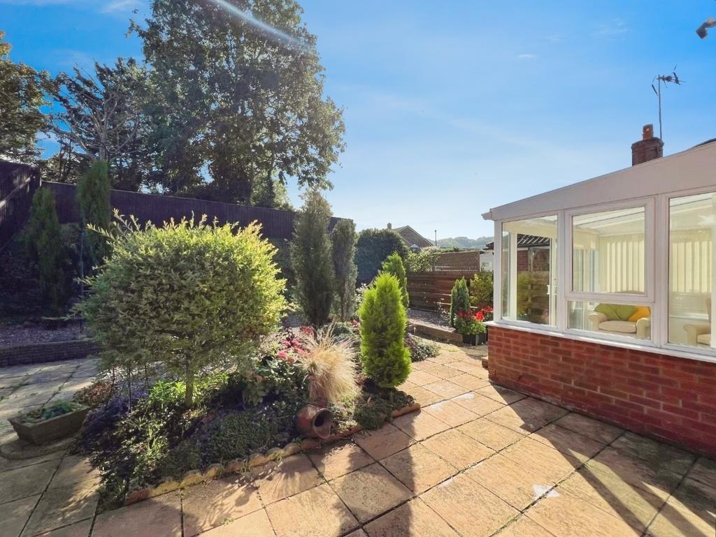 Pbox-garden-342160.jpg