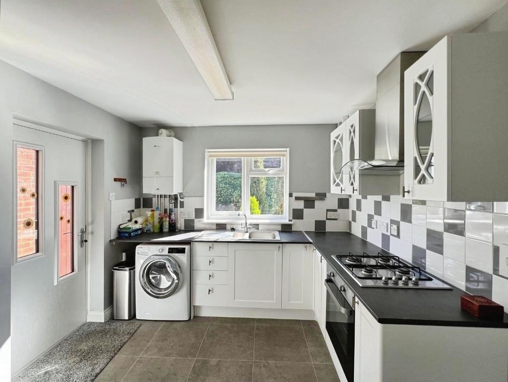 Pbox-kitchen-342160.jpg