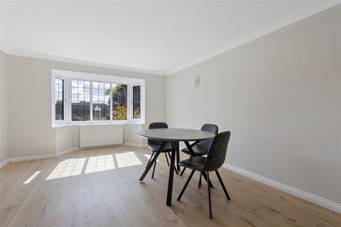 undefined, Park Court, Petersfield