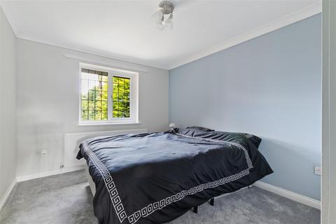 undefined, Park Court, Petersfield