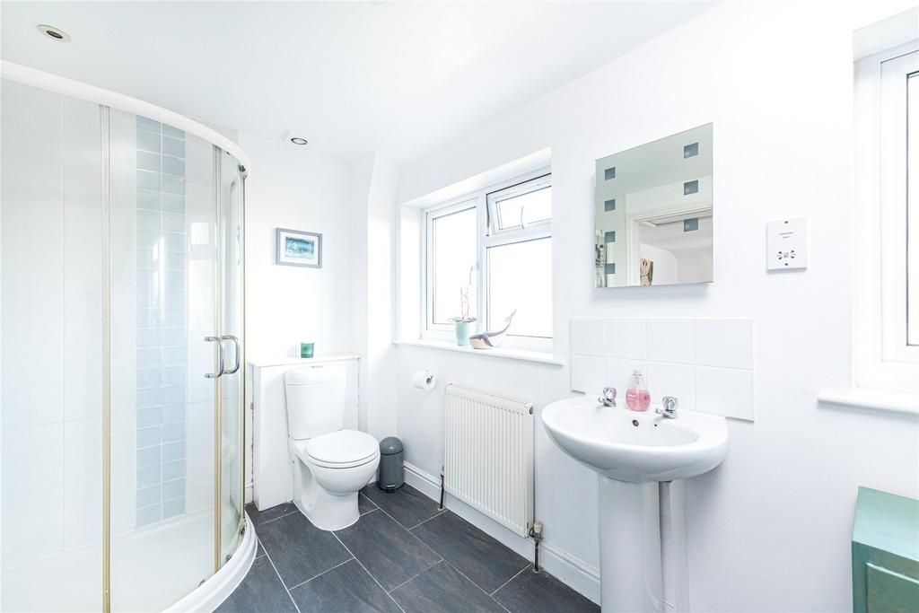 En Suite Bathroom