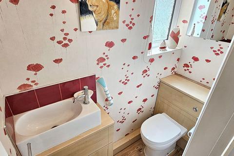 undefined, Tyrol Close, Stourbridge DY8