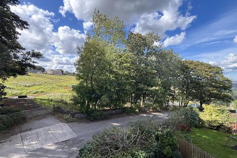 undefined, April Gardens, Bradford BD13