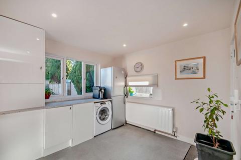 2 bedroom semi-detached house for sale, Canal Road, Bingley, BD16