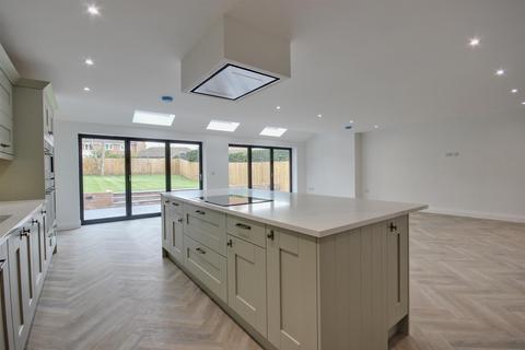 5 bedroom detached house for sale, Ash House, Riplingham Road, Skidby