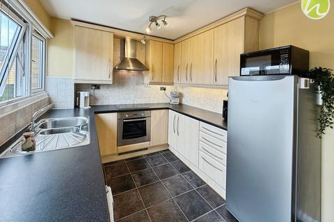 3 bedroom terraced house for sale, Burton Close, Corringham, SS17