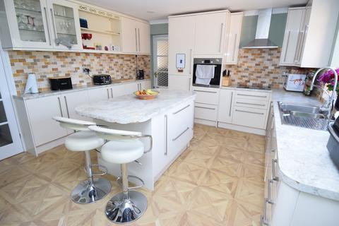 4 bedroom bungalow for sale, Nett Road, Shrewton. SP3 4HB