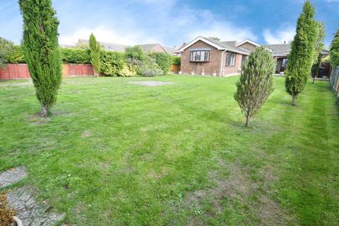 4 bedroom bungalow for sale, Nett Road, Shrewton. SP3 4HB