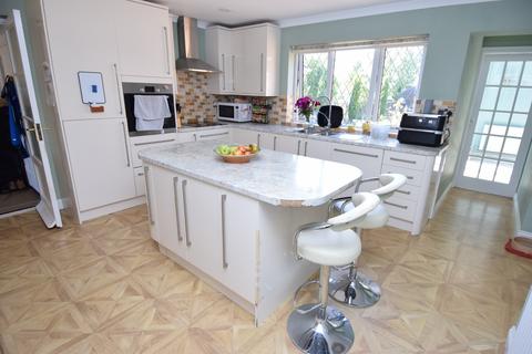 4 bedroom bungalow for sale, Nett Road, Shrewton. SP3 4HB
