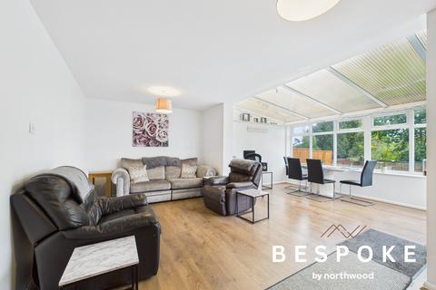 3 bedroom end of terrace house for sale, Bramble Close, Macclesfield SK10