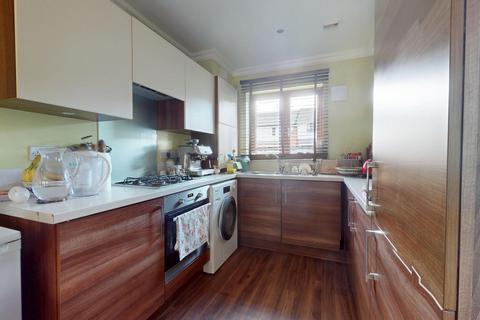 undefined, Christianfields Avenue, Gravesend