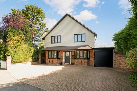 undefined, St Michaels Close, WALTON-ON-THAMES, KT12