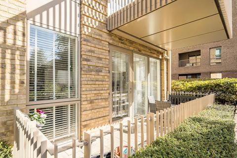 2 bedroom apartment for sale, Dixie Court, Adenmore Road, London, SE6 4FA