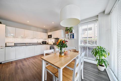 2 bedroom apartment for sale, Dixie Court, Adenmore Road, London, SE6 4FA