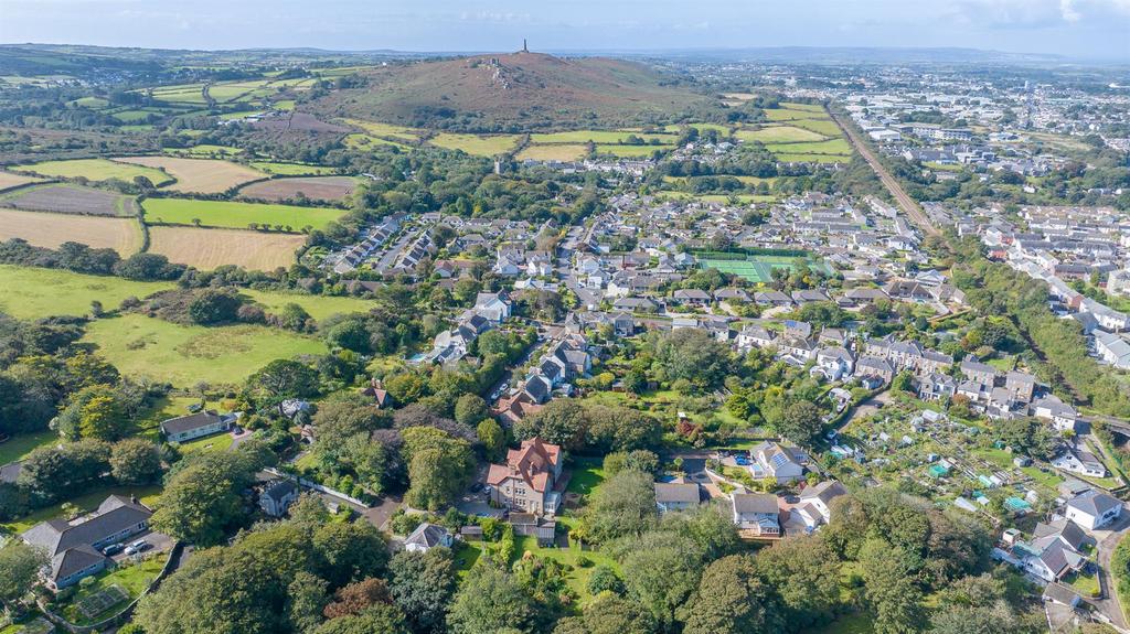 0925 01 - Penvearn, West Trewirgie Road, Redruth (
